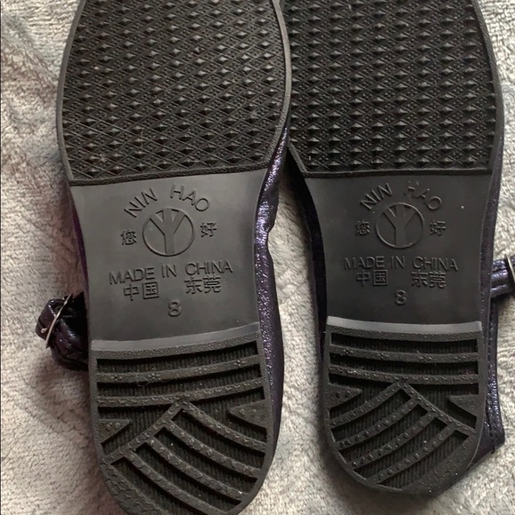 Flats - Picture 2 of 3